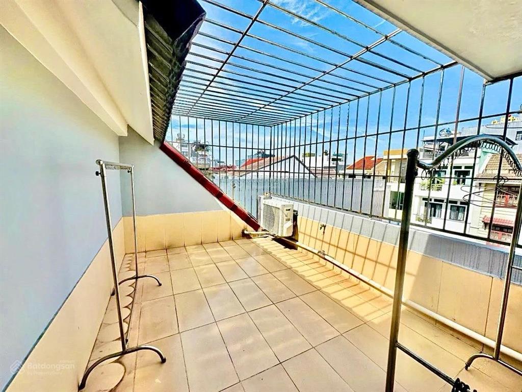 Bán nhà 4 tầng mt trần phú  vị trí trung tâm cực hiếm  dt 110m2 ngang 12m  garage ô tô trong nhà