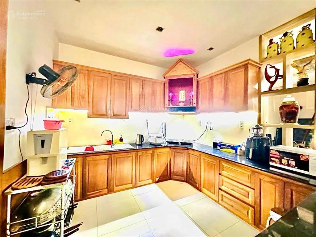 Bán nhà 4 tầng mt trần phú  vị trí trung tâm cực hiếm  dt 110m2 ngang 12m  garage ô tô trong nhà