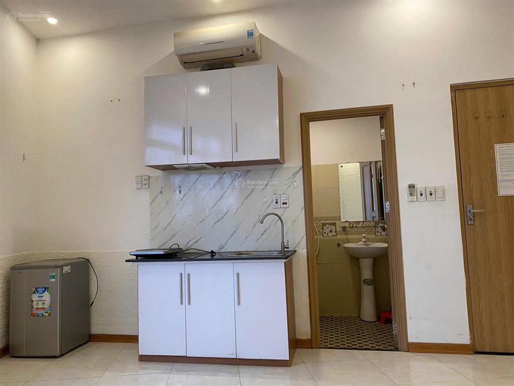 Tòa căn hộ mặt tiền bùi quốc hưng