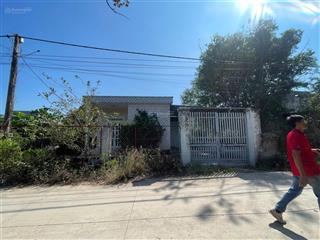 Bán lô đất 2 mặt tiền trước sau ( tặng nhà cấp 4 trên đất ) châu pha  tp hcm