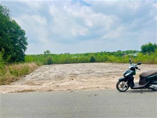 Cần bán lốc 4 lô liền kề ( mỹ xuân  tóc tiên ) / tp. hồ chí minh