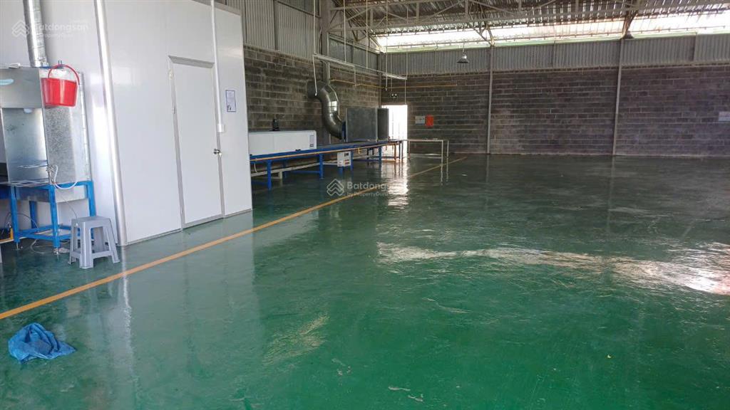 Bán nhà xưởng 4200m2  tại châu pha / hồ chí minh ( giá 18 tỷ )