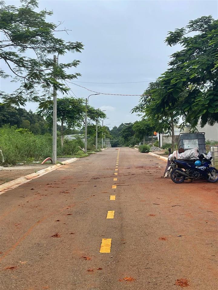 Cần bán gấp lô đất kp3 hắc dịch  p. tân thành . hồ chí minh / 880 triệu