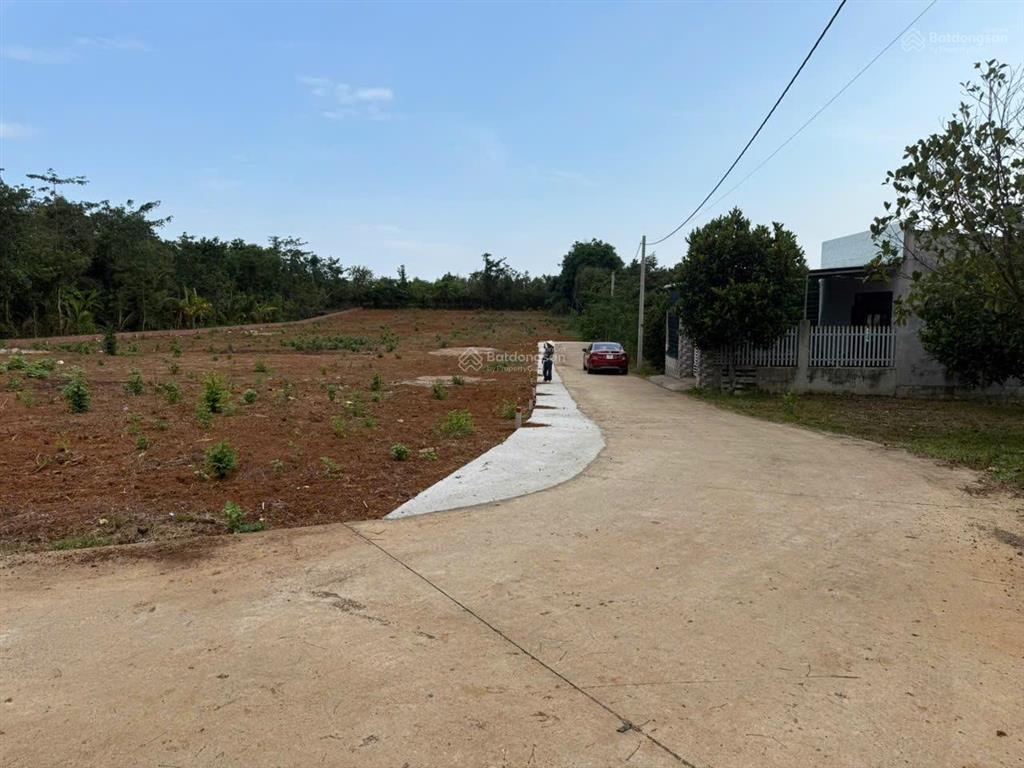 Cần bán 2000m2 láng lớn xã kim long  tp. hồ chí minh / giá 1,6 tỷ ( sẳn 80m thổ cư )