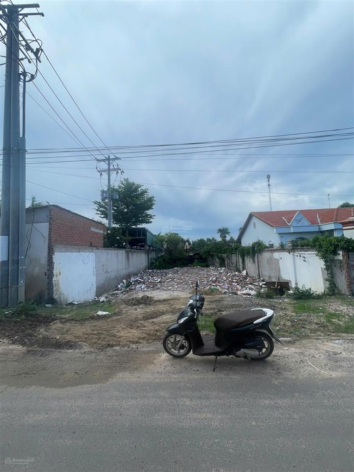 Bán đất mặt tiền phú mỹ  tóc tiên. tp hồ chí minh / giá 2,4 tỷ