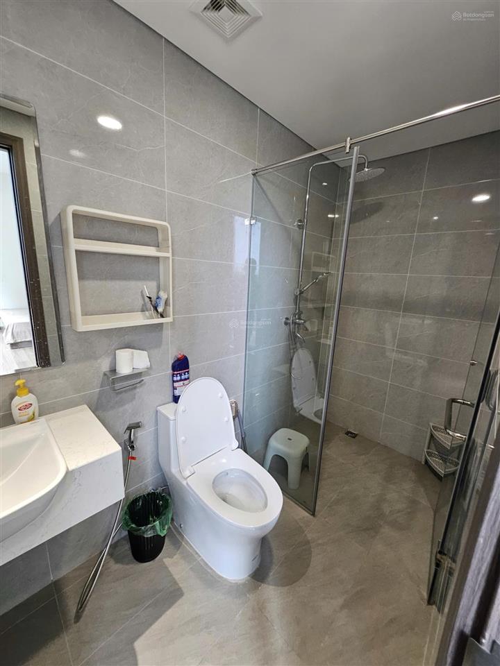 Cho thuê căn hộ 2pn 66m2 đầy đủ nội thất mới tại fpt plaza 3   0942 804 ***