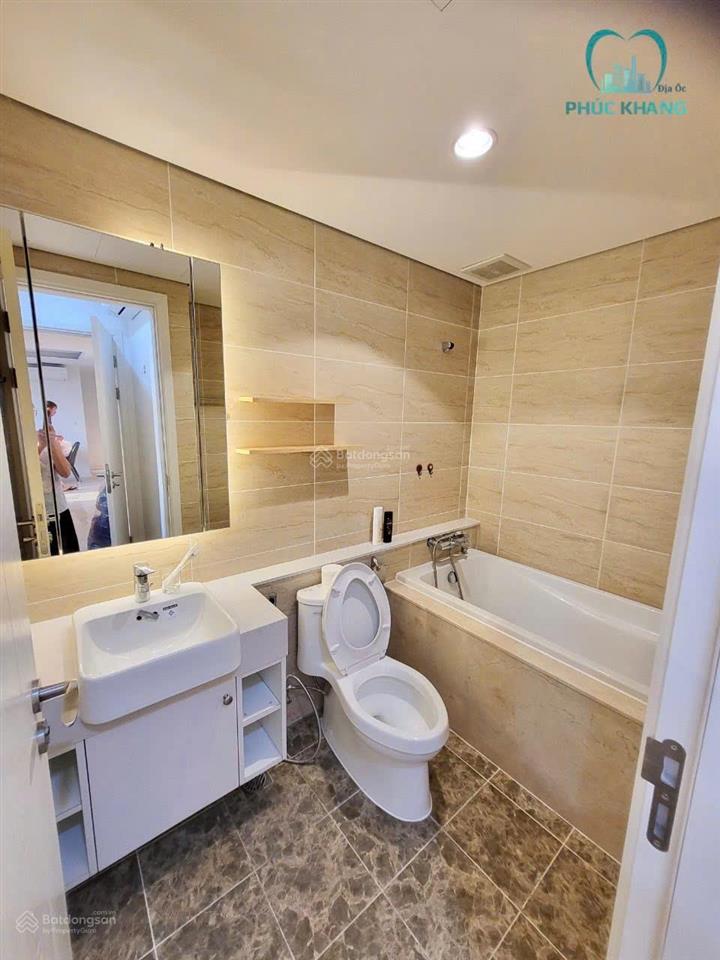 Căn đẹp giá tốt tại central field  2pn 68m²  full đồ. sổ đỏ giao dịch giá chỉ 7.2 tỷ