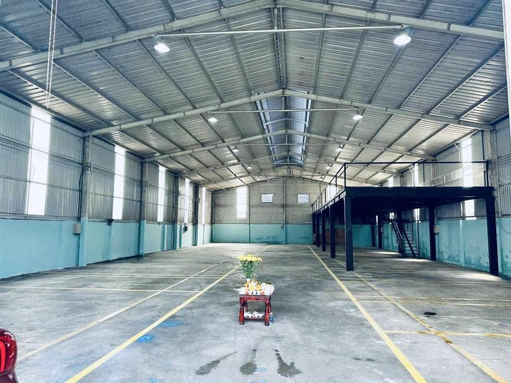 Kho xưởng cho thuê quận bình tân, đường ao đôi, đường mã lò, đường 18 b diện tích 400m2
