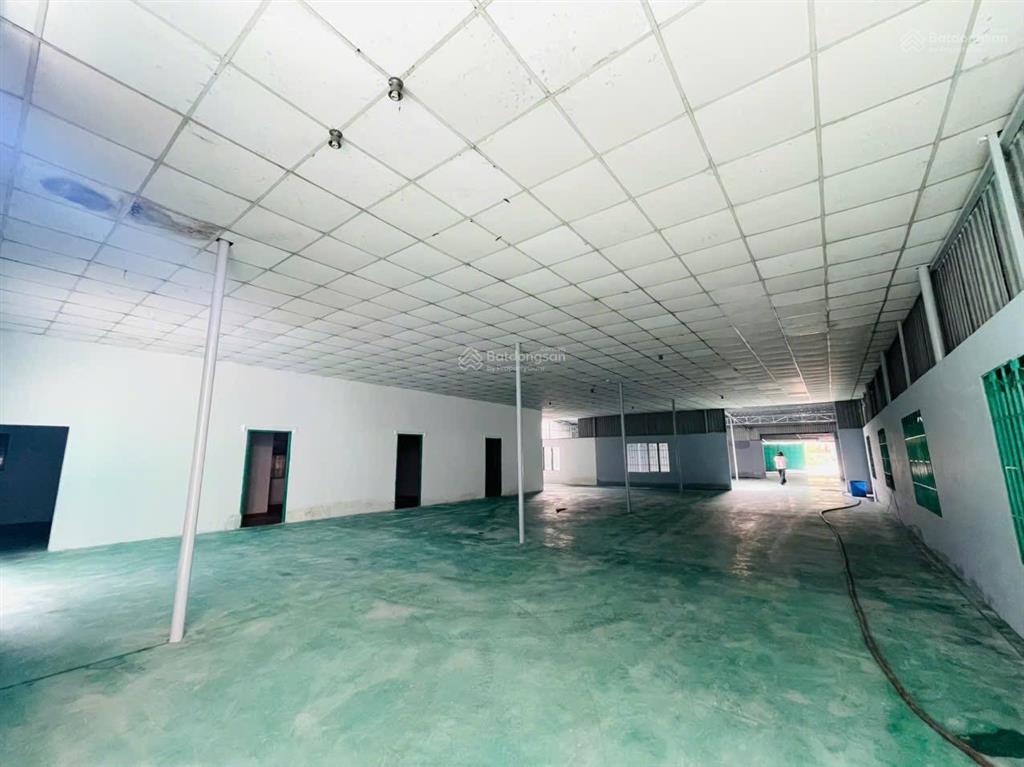 Kho xưởng cho thuê đường thanh niên, xã tân vĩnh lộc, tphcm 1300m2