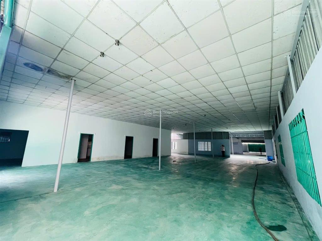 Kho xưởng cho thuê đường thanh niên, xã tân vĩnh lộc, tphcm 1300m2