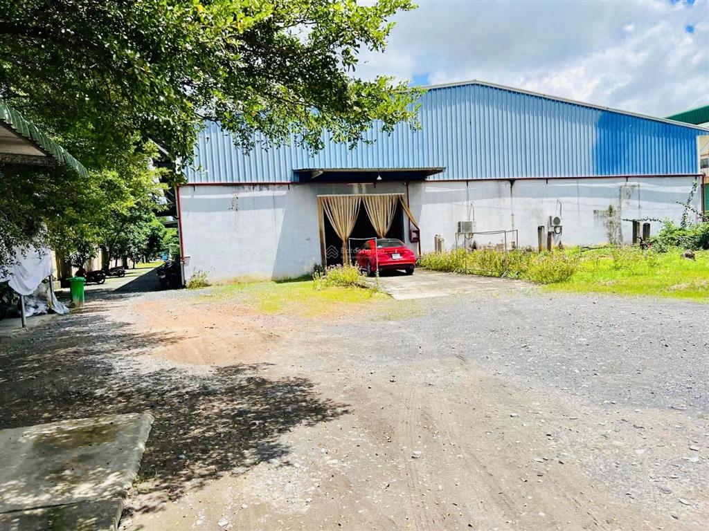 Bến lức, long an, cho thuê kho xưởng 2350m² kcn bến lức long an
