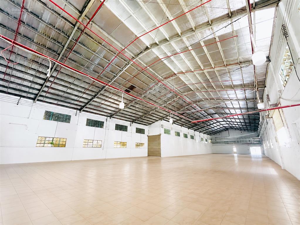 Kho xưởng cho thuê quận bình tân, 3000m2, pccc, container 24h  235 triệu/tháng