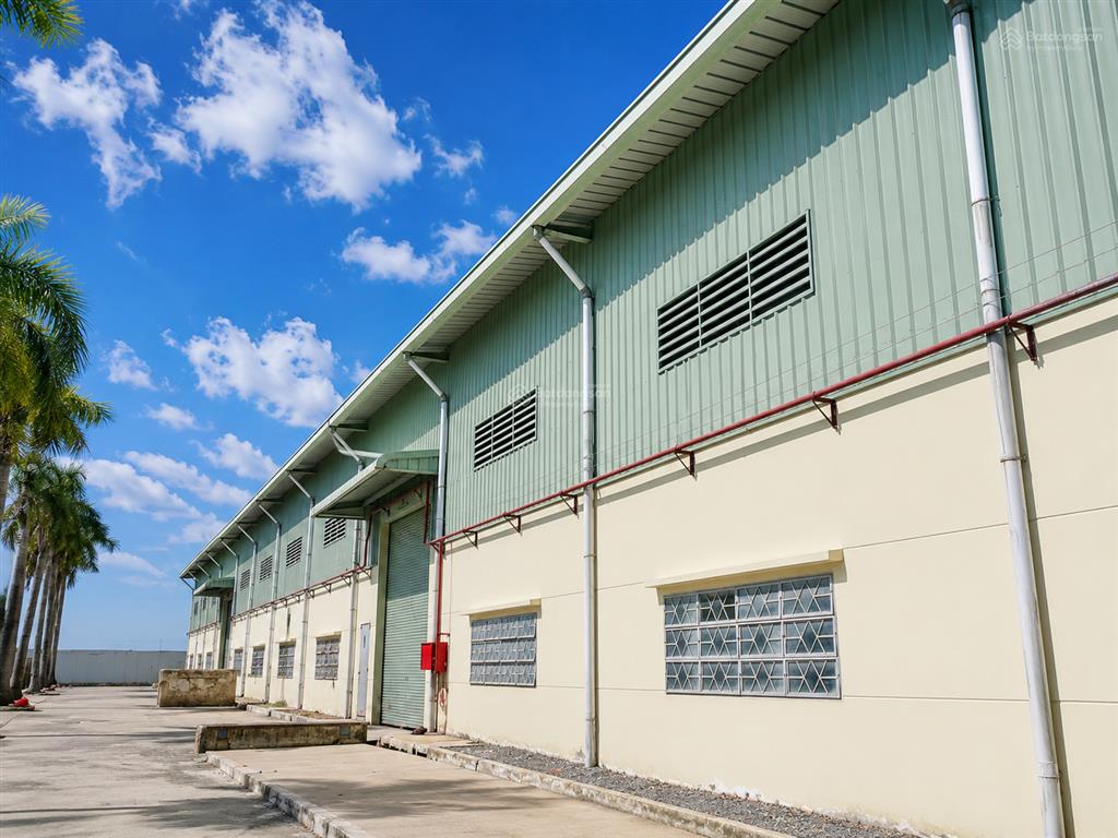 Xưởng cho thuê 8000m², xây mới, pccc tự động, điện 1000kva tại đức hòa, long an