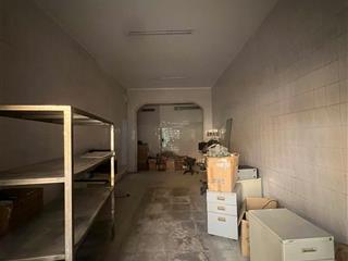 Cho thuê mặt bằng 89 lạc long quân, 5001000m2. giá 120n/m2. làm kho hàng, thể thao...