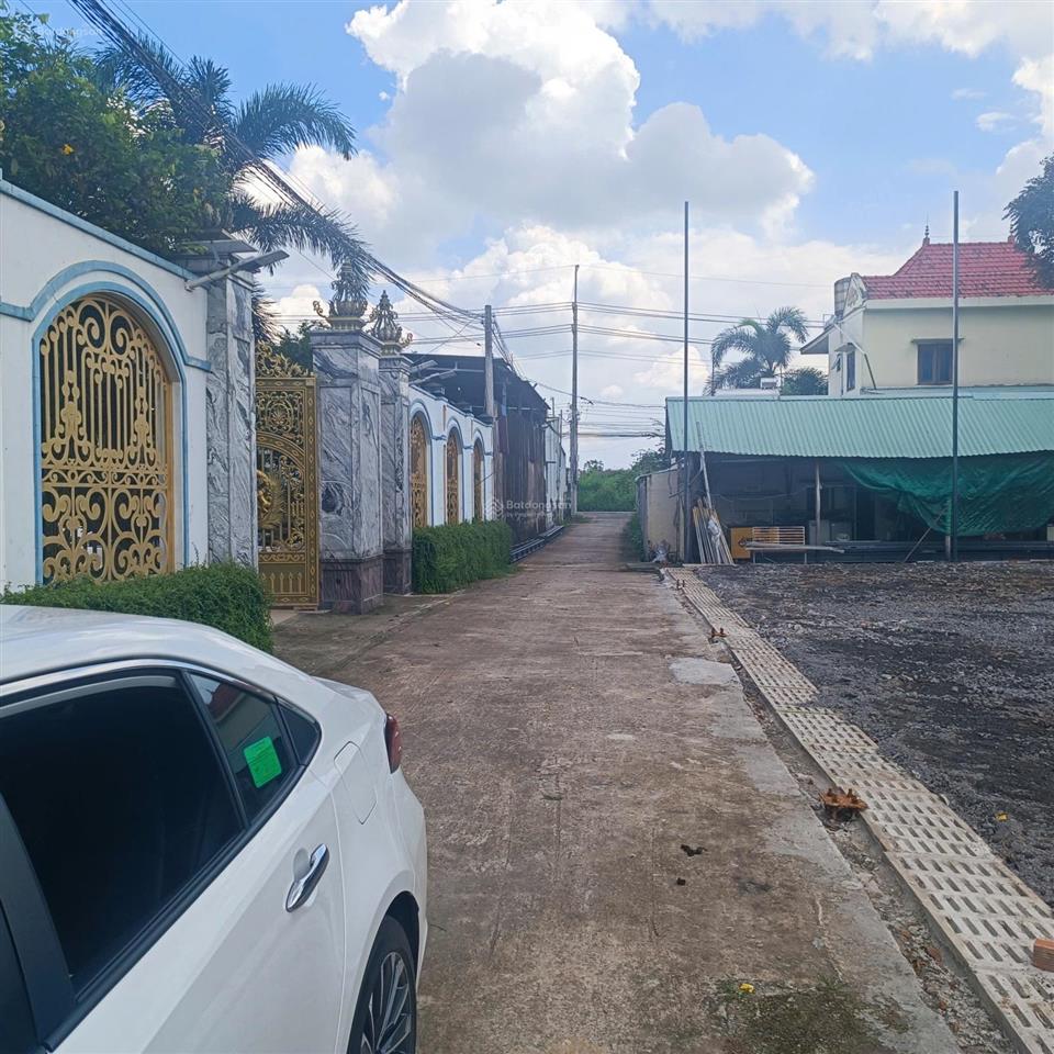 Bán đất trồng cây lâu năm phước tân, biên hòa. dt 1000m2, giá 4.6 tỷ, có sổ đỏ, thương lượng