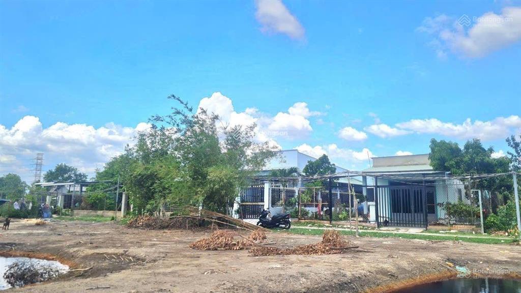 Bán đất trồng cây lâu năm phước tân, biên hòa. dt 1000m2, giá 4.6 tỷ, có sổ đỏ, thương lượng