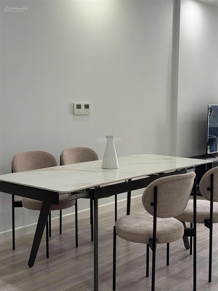 Cho thuê căn hộ brg diamond 25 lê văn lương. 104m2, 3pn, full đồ. giá 25.5tr/tháng. căn 04 tầng cao