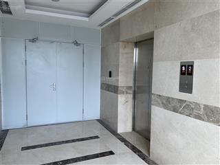 Cho thuê mặt phố đường ngọc khánh 500m2 x 4 tầng, giá 385 triệu/tháng mặt tiền rộng trần cao