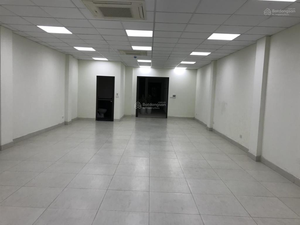 Cho thuê văn phòng bạch mai, dt 60m2 giá 11 triệu, có thang máy, điều hòa, chỗ để xe