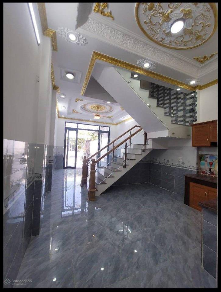 Bán nhà mặt phố tại cây keo, 6,1 tỷ, 52m2, giá tốt hàng hiếm tại thủ đức