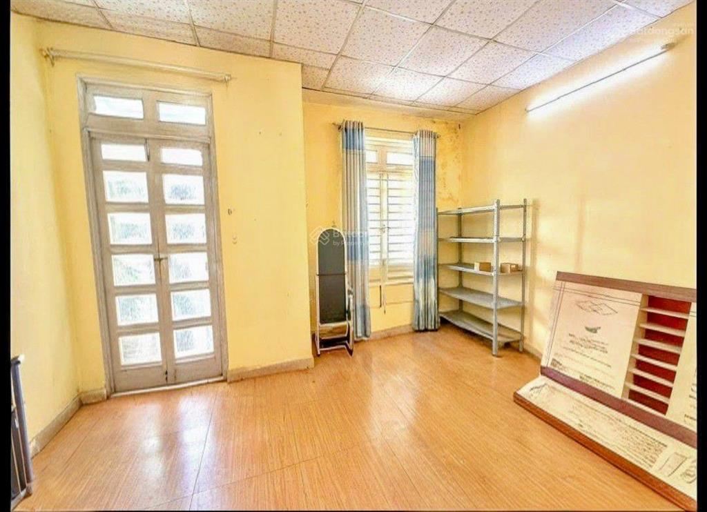 Bán nhà tại cây keo, 5,9 tỷ, 52 m2, đẹp, nhiều tiện ích