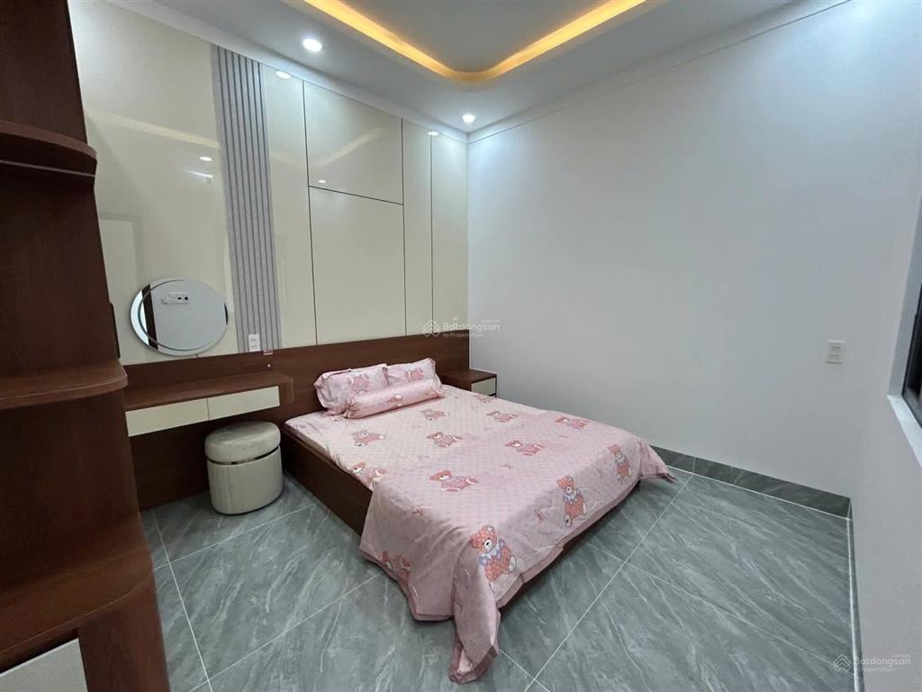 Bán nhà 2 tầng 50.8m2 tại quốc lộ 13, 5,7 tỷ, pháp lý đầy đủ