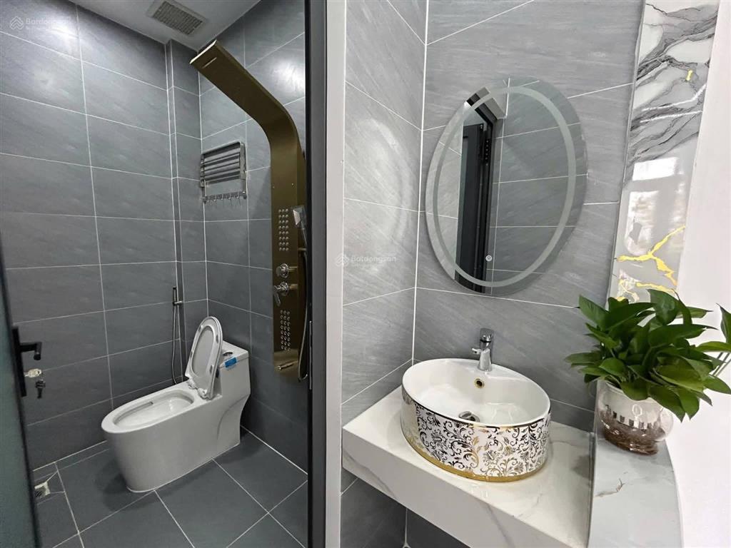 Bán nhà 2 tầng 50.8m2 tại quốc lộ 13, 5,7 tỷ, pháp lý đầy đủ