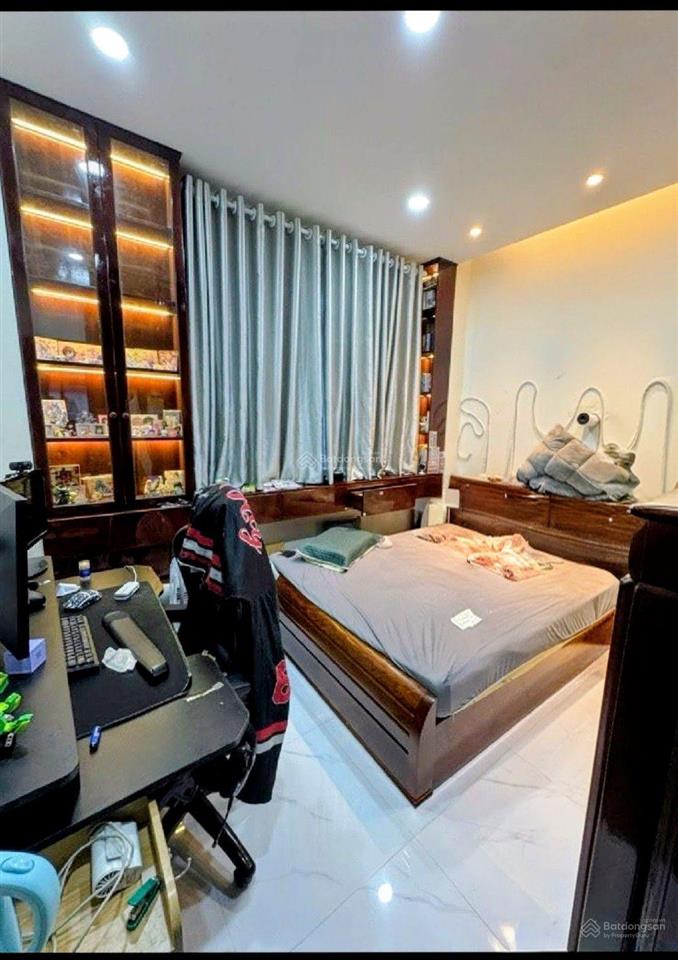 Bán nhà tại ngô chí quốc, 5,5 tỷ, 61m2, giá siêu hời hot!