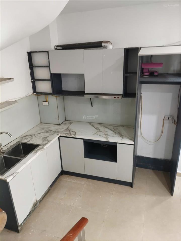 Cho thuê nhà trọ 29 phố khương hạ, 14 triệu, 50m2, 5pn, 5wc, cực chất!