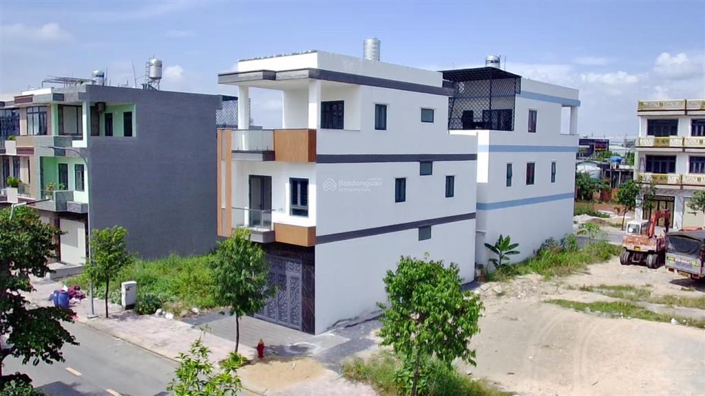 Bán nhà mặt phố n2, 5,37 tỷ, 80m2, 4pn, 3wc, tại thuận giao, bình dương