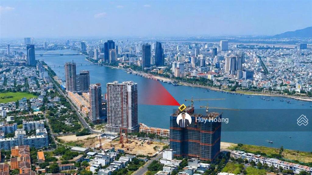 Căn 2pn  view sông hàn  hướng đông nam  trung tâm thành phố  giá tốt!