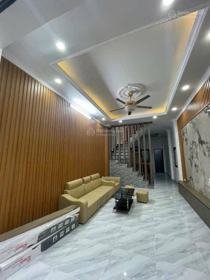 Mỹ thái hồng vân, giáp tái định cư đông mỹ. nhà mới 4 tầng giá chỉ 5.69 tỷ