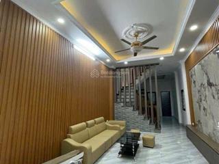 Mỹ thái hồng vân, giáp tái định cư đông mỹ. nhà mới 4 tầng giá chỉ 5.69 tỷ