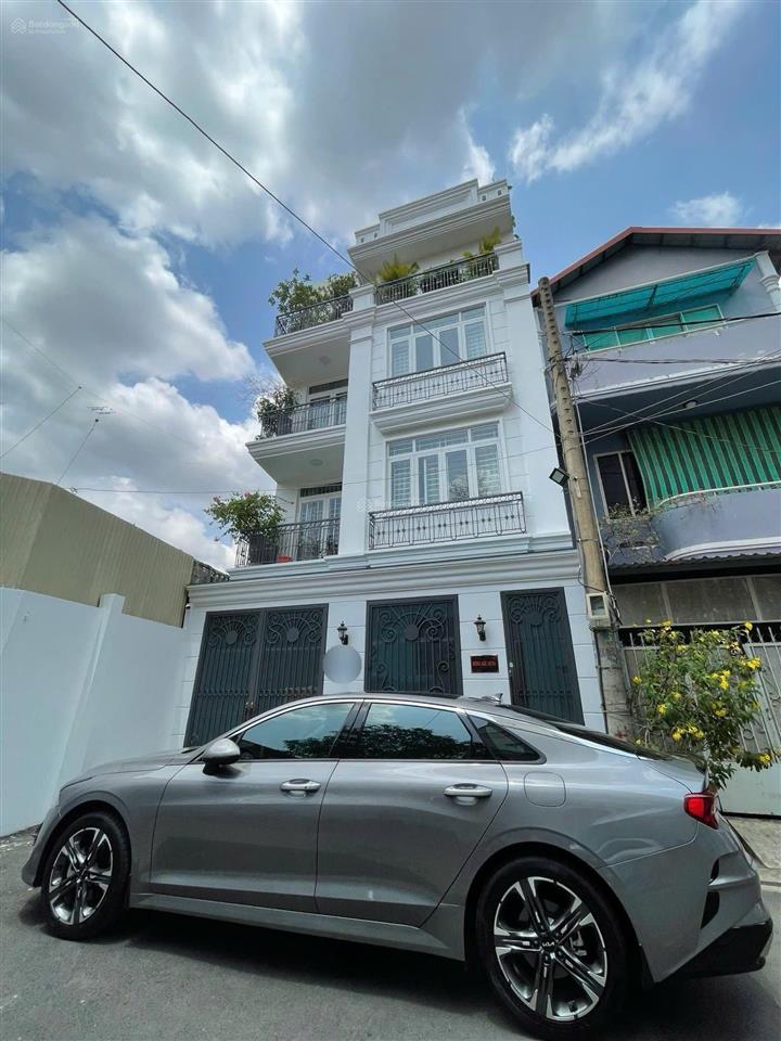 Cho thuê nhà đường hai bà trưng, nguyên căn ngang 5x25m. giá chỉ 3x
