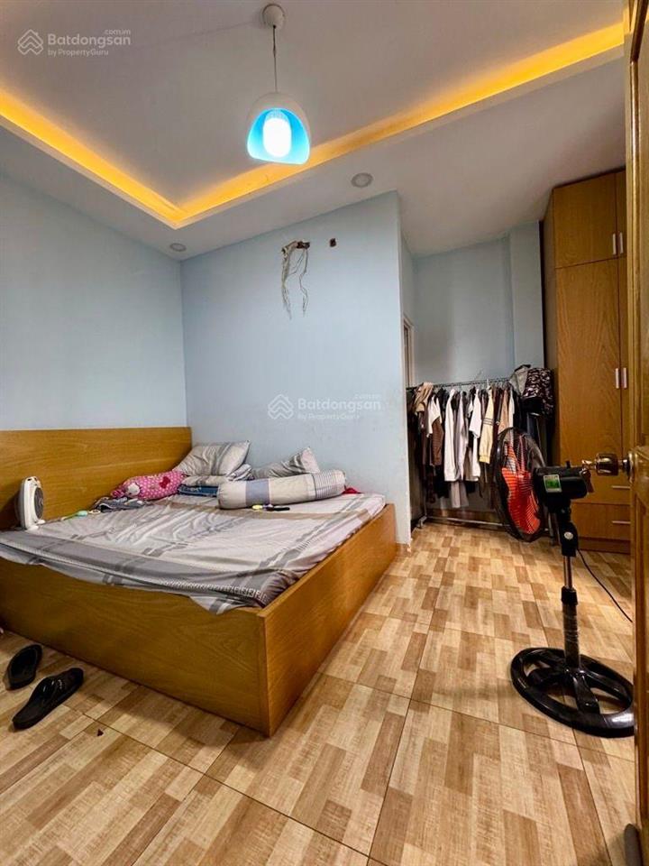 Ngay trường ngô quyền, chợ bình thành, bình tân  4 tầng 60m2 vuông a4  4. 75tỷ