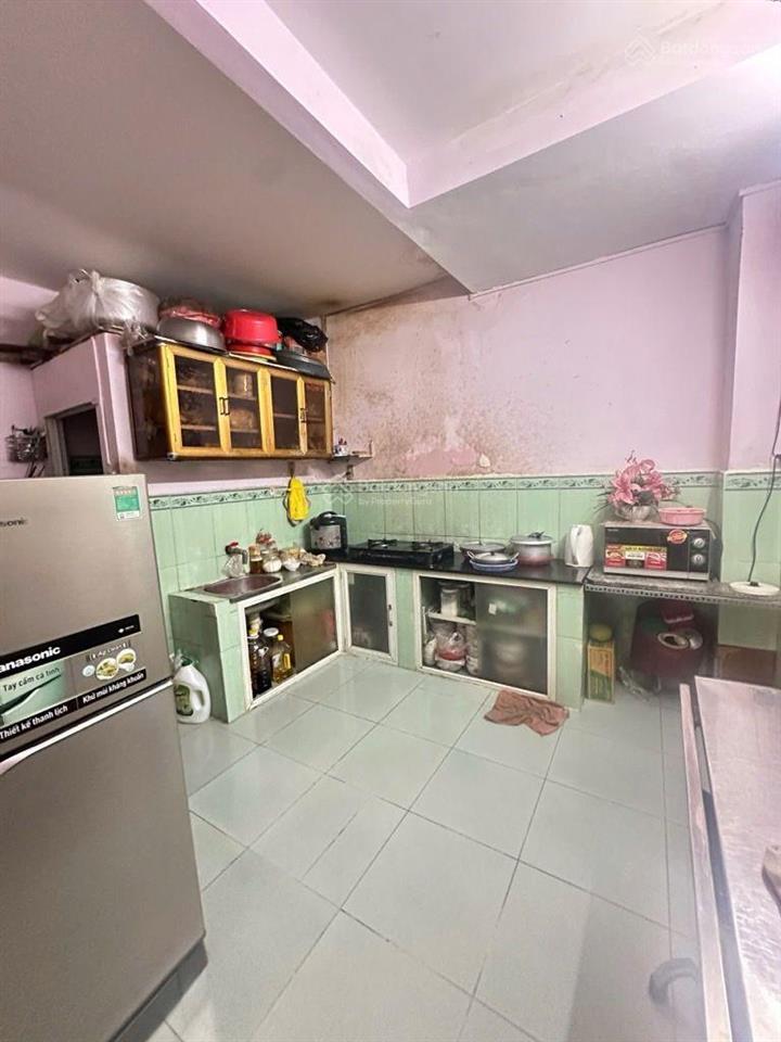 Nhà ngay trung tâm lê thiệt, tân phú  2 lầu 3 phòng ngủ đẹp 3.85t