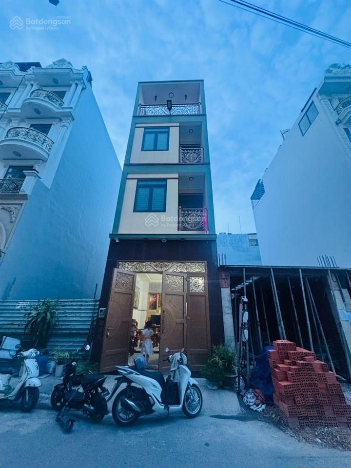 Ngay khu nhà cao cấp đường 26/3 qua aeon tân phú 5' 61m2  4 tầng tặng nội thất  hẻm xe tải