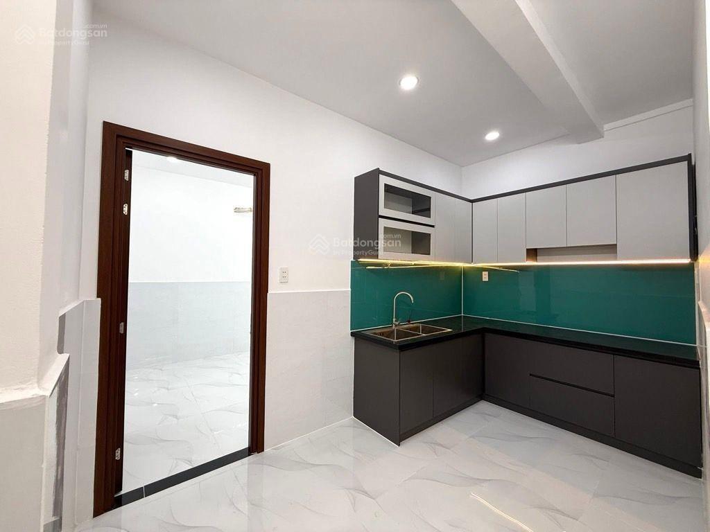 Nhà đẹp gần nguyễn sơn ngay ngã tư bốn xã tân phú  hẻm oto thông  5.xt 54m2