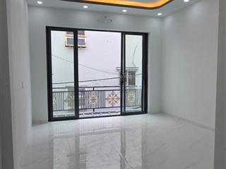 Ngay lũy bán bích  tân phú  gần q11  62m2  2 tầng 6.55t 0917**514**739 hiên