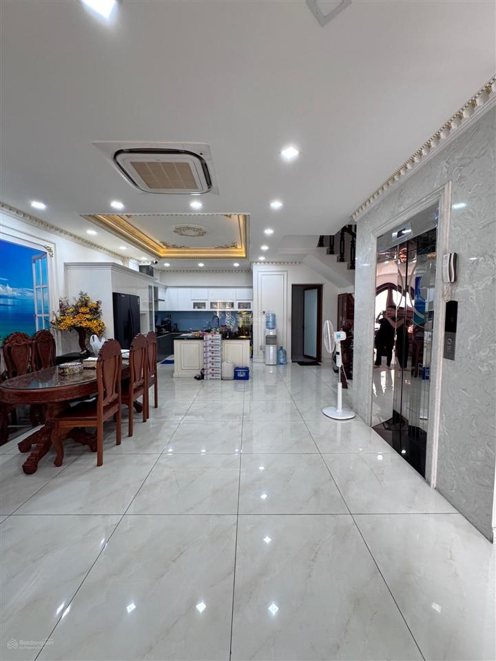 Khu nhà đại gia biệt thự tân phú  hiếm nhà bán  6pn  thang máy  22 tỷ