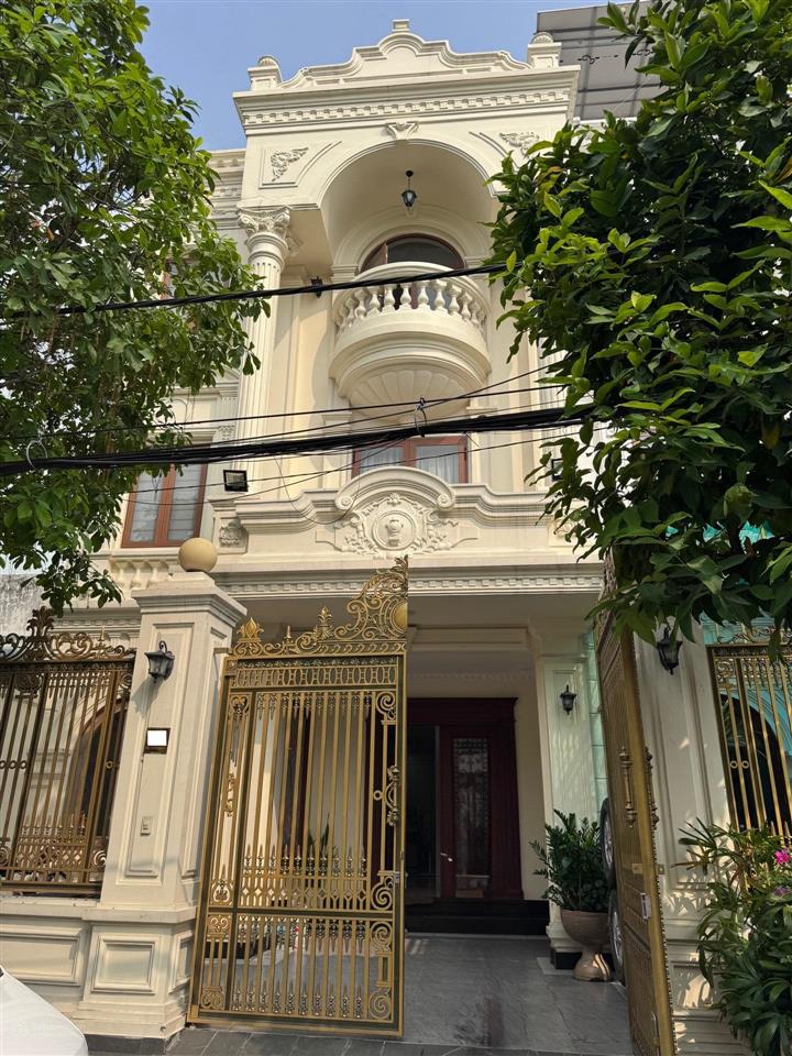 Khu nhà đại gia biệt thự tân phú  hiếm nhà bán  6pn  thang máy  22 tỷ