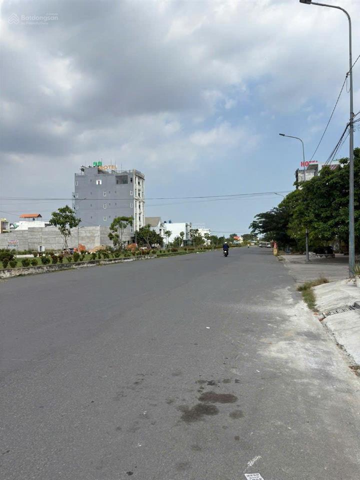 Bán đất nền dự án long hội city, 2 tỷ 450 triệu, 100m2, trung tâm bến lức, long an