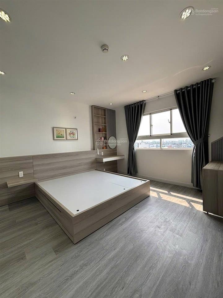 Hàng hiếm căn hộ 2pn, 75m2 city land, gò vấp