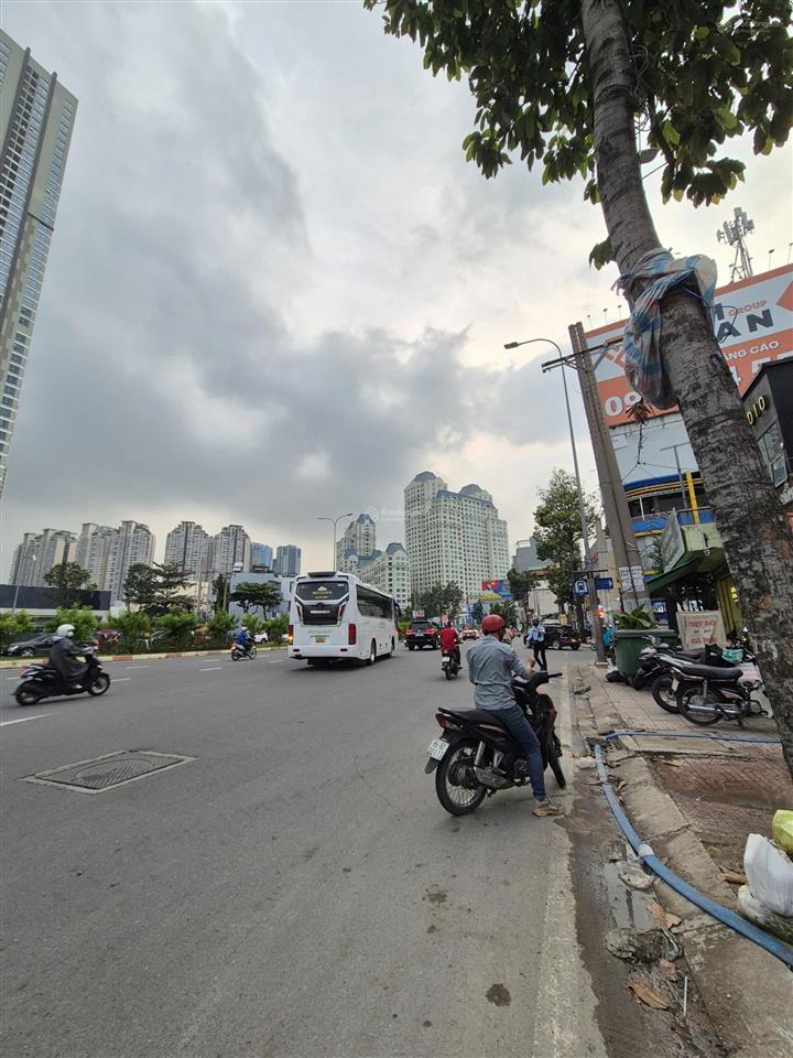 Cực hiếm! đất mặt tiền nguyễn hữu cảnh  đã có gpxd hầm + 8 tầng  ngang 7.8m hiếm  60 tỷ