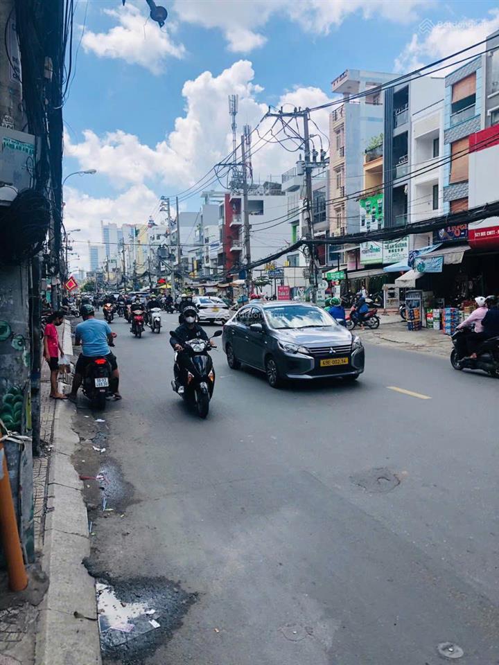 Tài sản khan hiếm bề ngang gần 8m trong phân khúc 30  40 tỷ, cách mạng tháng 8