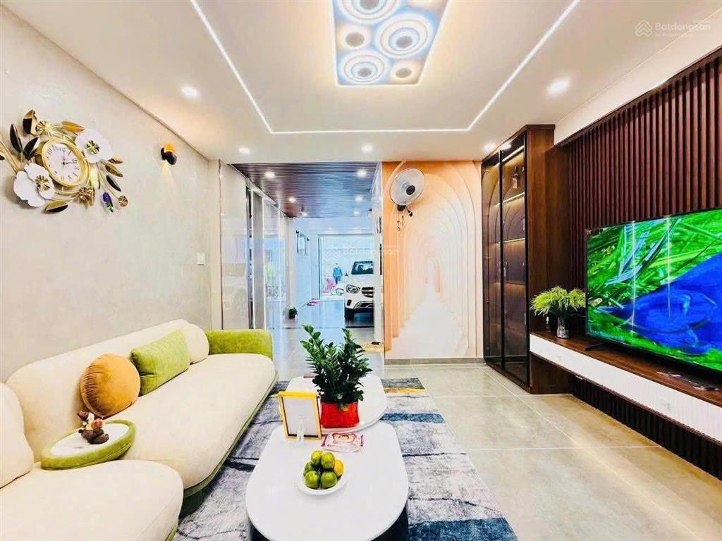 Bán nhà mặt tiền đường lý chính thắng p9 q3 3,8x5 trệt lửng lầu st 9.9 tl