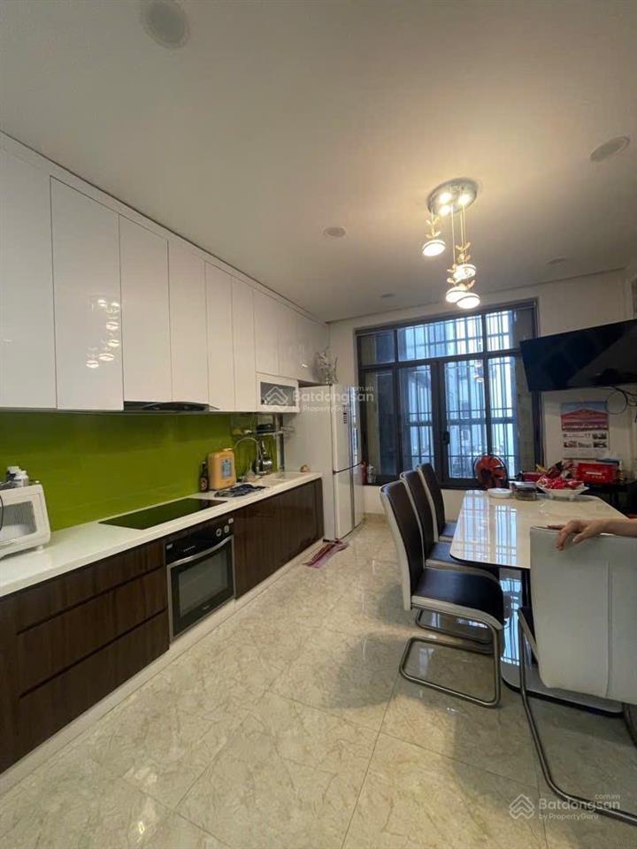 Bán nhà mặt phố 80m2, 12,7 tỷ tại kiều đàm, tân hưng, hồ chí minh