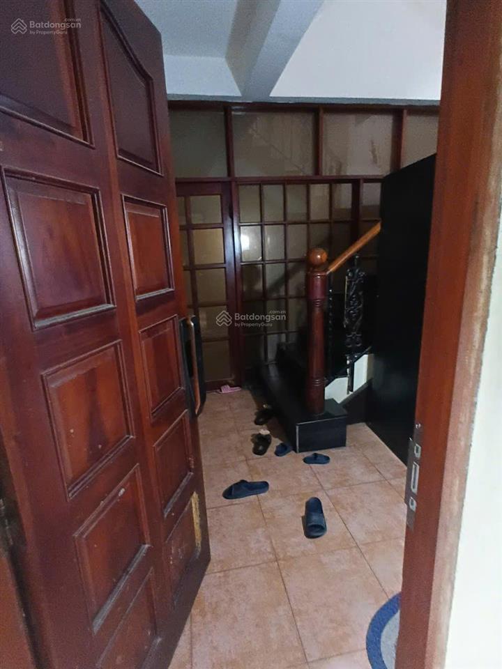 Định cư nước ngoài bán gấp biệt thự sân vườn trung tâm quận bình thạnh