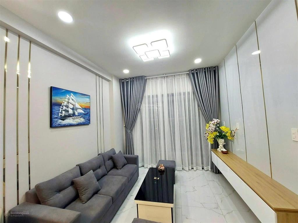 Nhà mới ở liền căn 2pn full nội thất 7tr tại charm city dĩ an