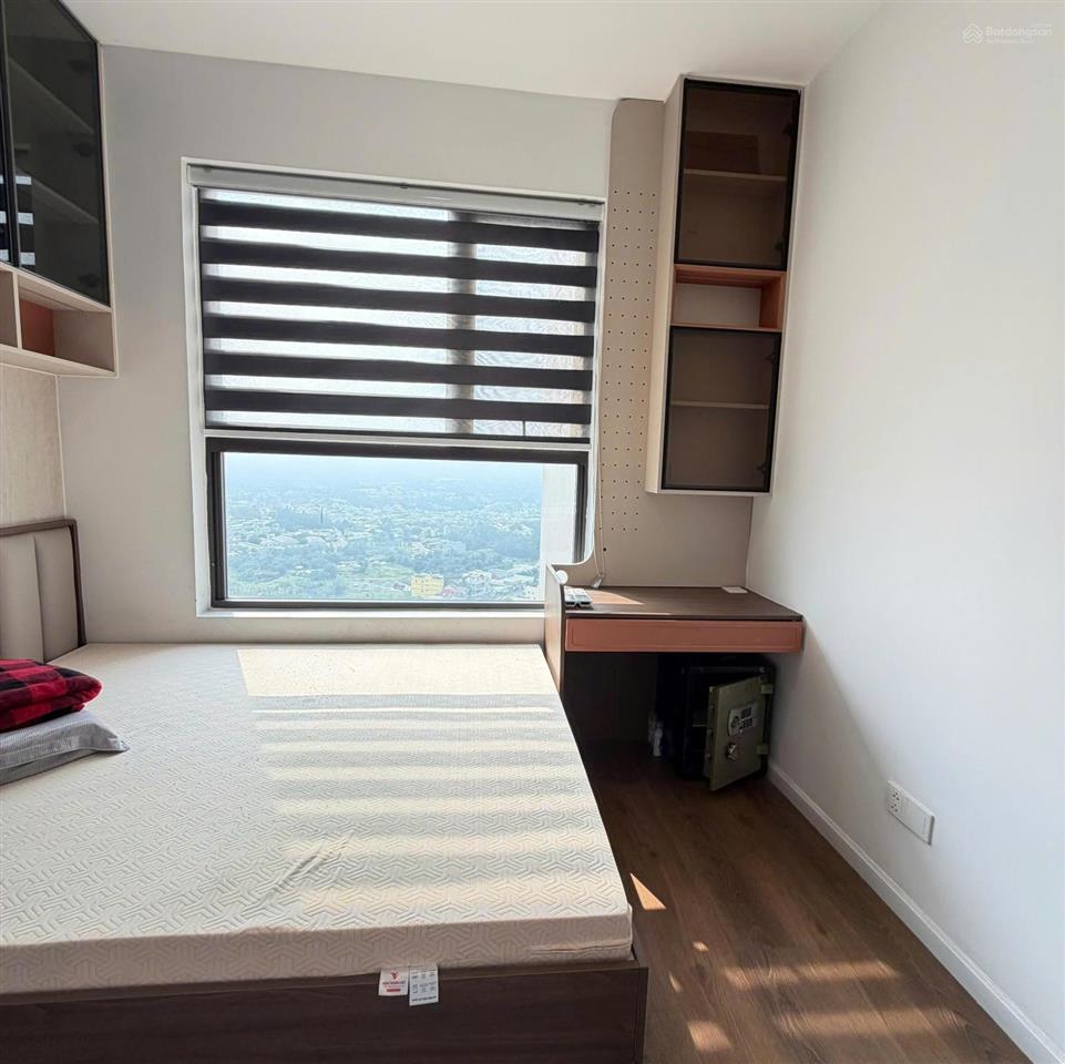 Ở ngay căn 2pn 12tr/th full nội thất xịn, mới tại opal skyline thuận an